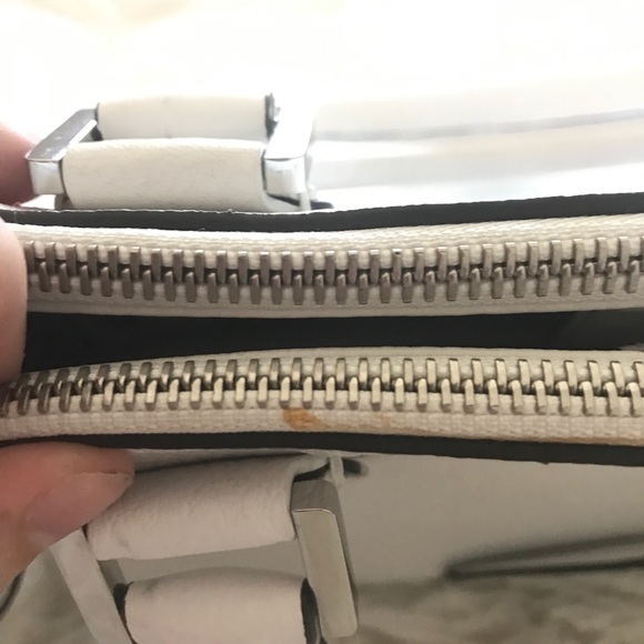 Michael Kors Bag with lots of zippers - Picture 8 of 8